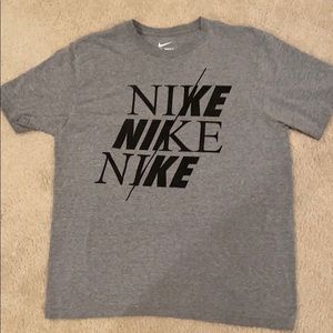 Nike gray tee